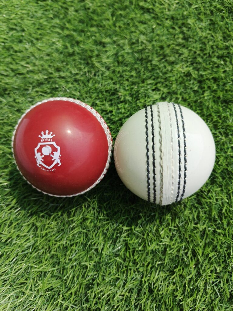 PVC Soft Practice Cricket Ball 3 Pair of Soft PVC Synthetic Stitched Practice Cricket Balls; red ball shown front-facing with Royal Cricket logo, and white ball in side view highlighting stitched seam for realistic practice feel